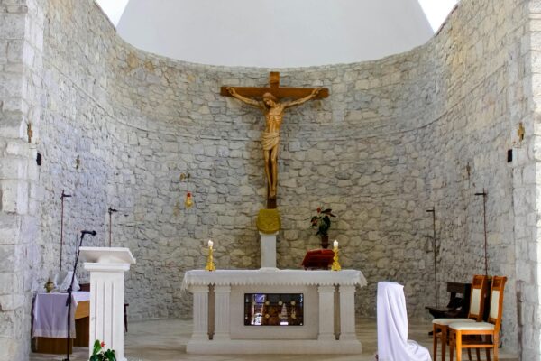 THE NECESSITY OF AN ALTAR